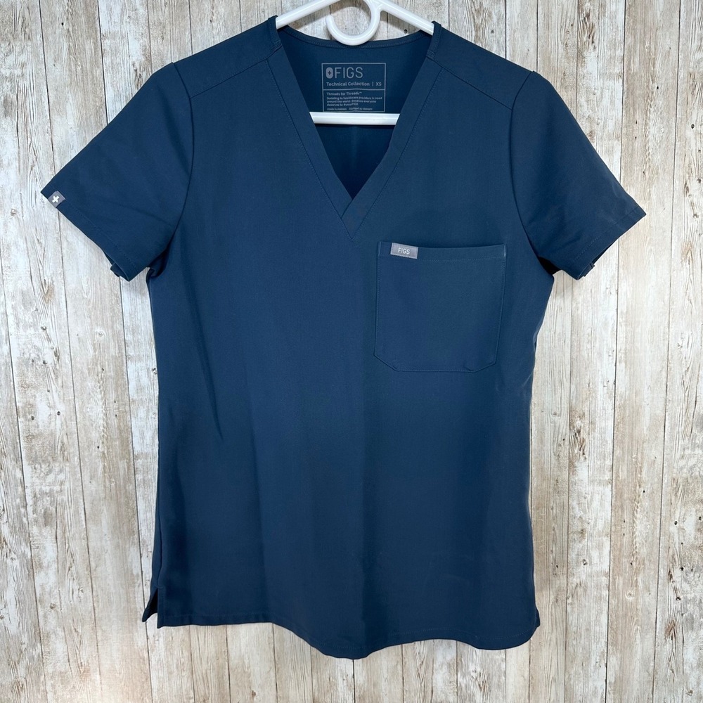 FIGS Technical Collection Teal Blue Womens Scrub Top‎ size XS Short Sleeve